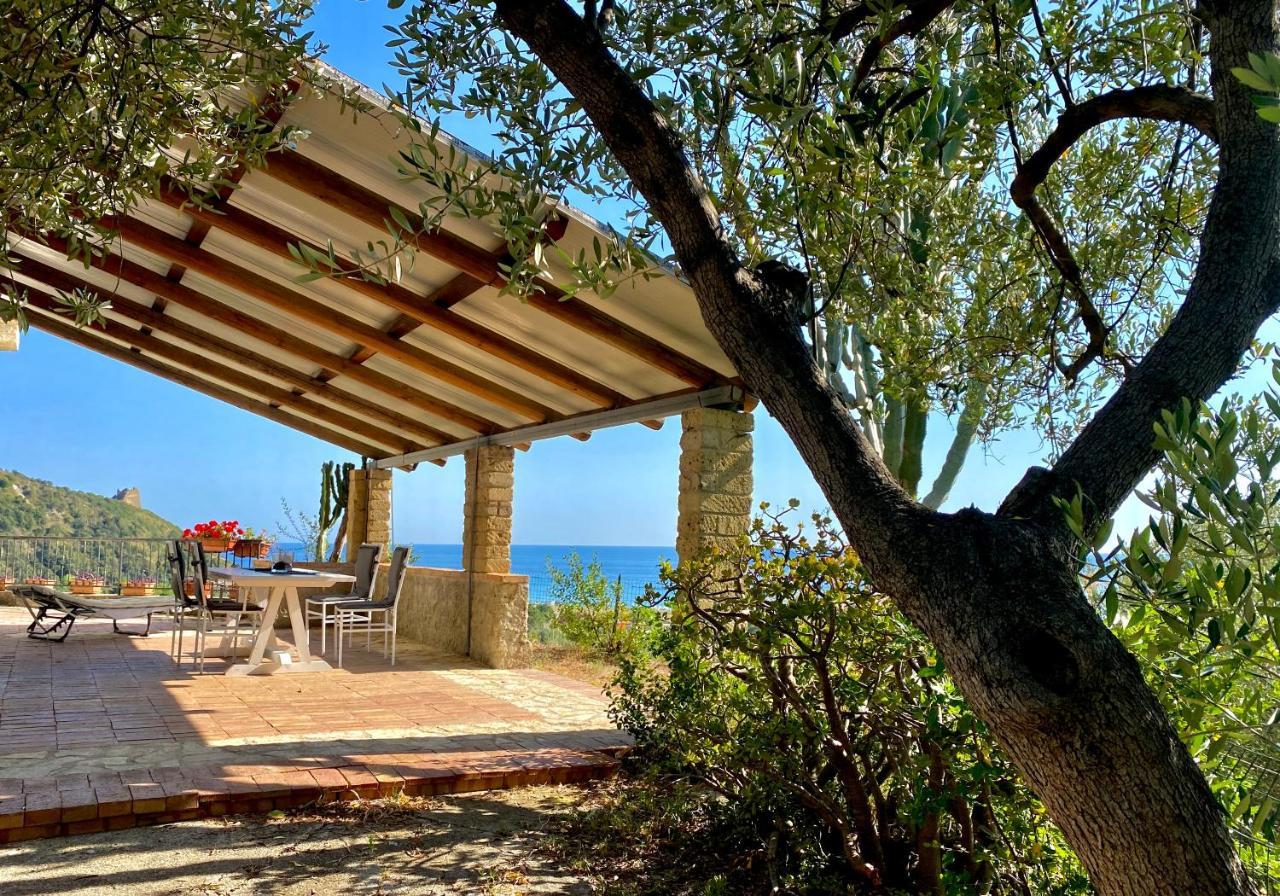 Villa Lo Scoglio Ашеа Екстер'єр фото